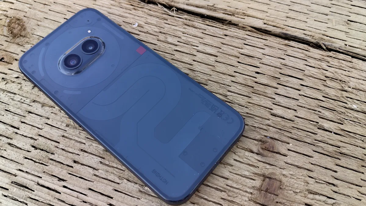 Обзор Nothing Phone 2a фото