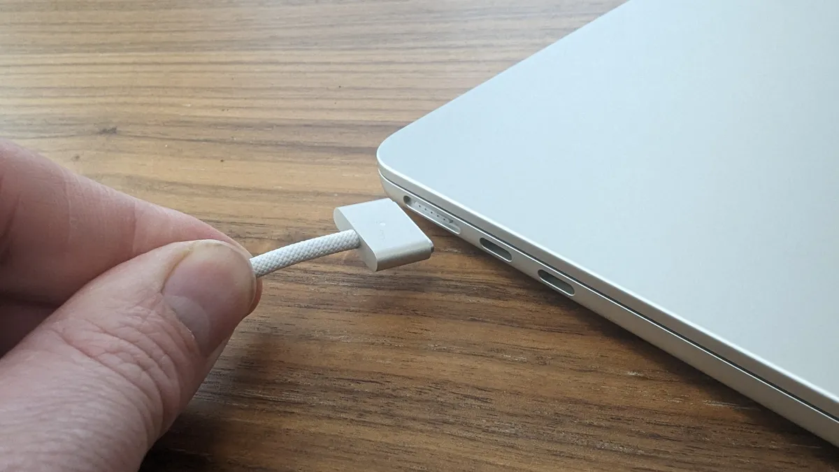 Обзор Apple MacBook Air 13-дюймового (M3) фото