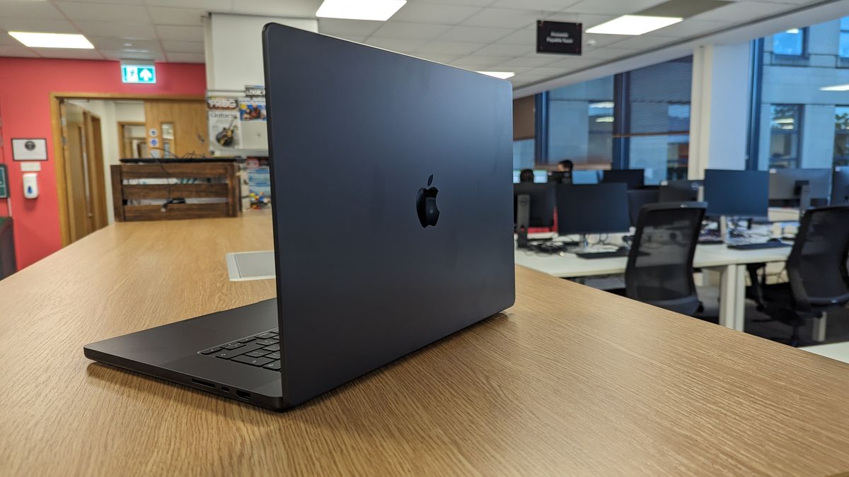 MacBook Pro 16