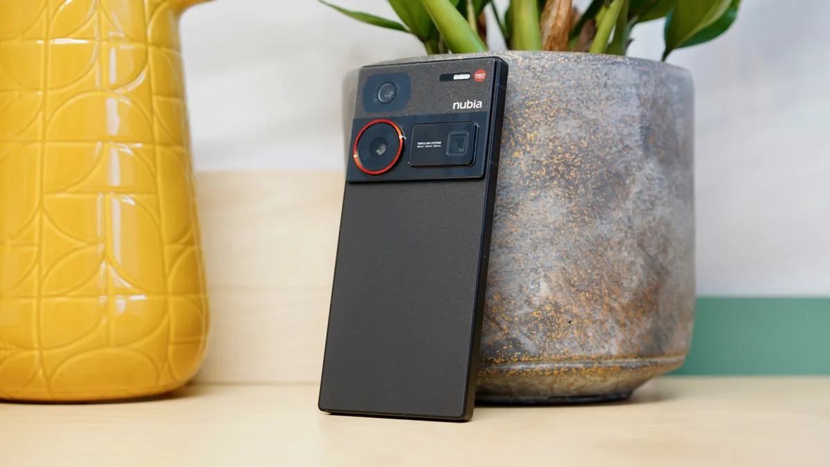 Обзор Nubia Z60 Ultra: необузданная мощь картинка Nubia Z60 Ultra