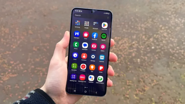 Обзор Samsung Galaxy S24 Plus: наконец-то у Plus появился смысл для существования фото