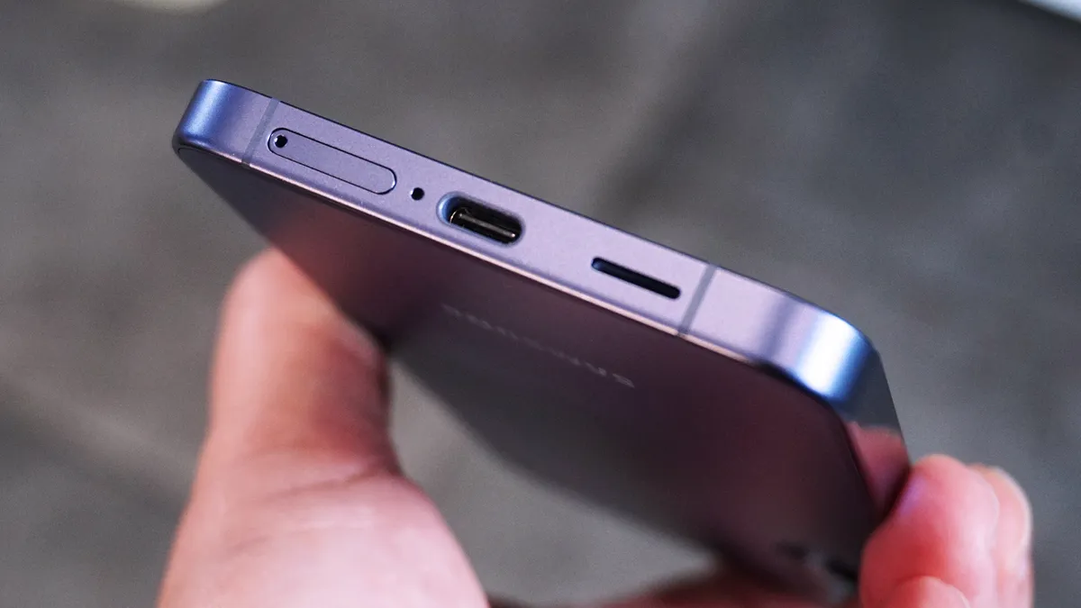 Обзор Samsung Galaxy S24 Plus: наконец-то у Plus появился смысл для существования фото