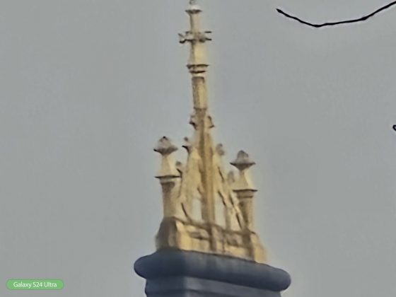 Столкновение камерофонов: битва между iPhone 15 Pro Max, Pixel 8 Pro и Galaxy S24 фото