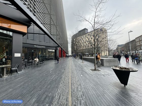 Столкновение камерофонов: битва между iPhone 15 Pro Max, Pixel 8 Pro и Galaxy S24 фото