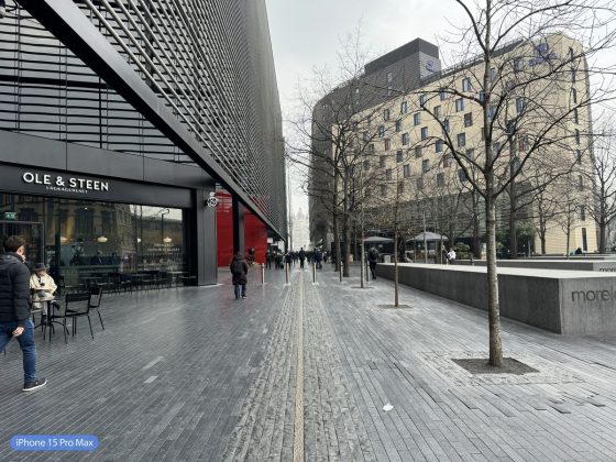 Столкновение камерофонов: битва между iPhone 15 Pro Max, Pixel 8 Pro и Galaxy S24 фото