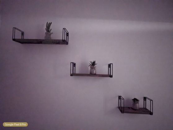 Столкновение камерофонов: битва между iPhone 15 Pro Max, Pixel 8 Pro и Galaxy S24 фото