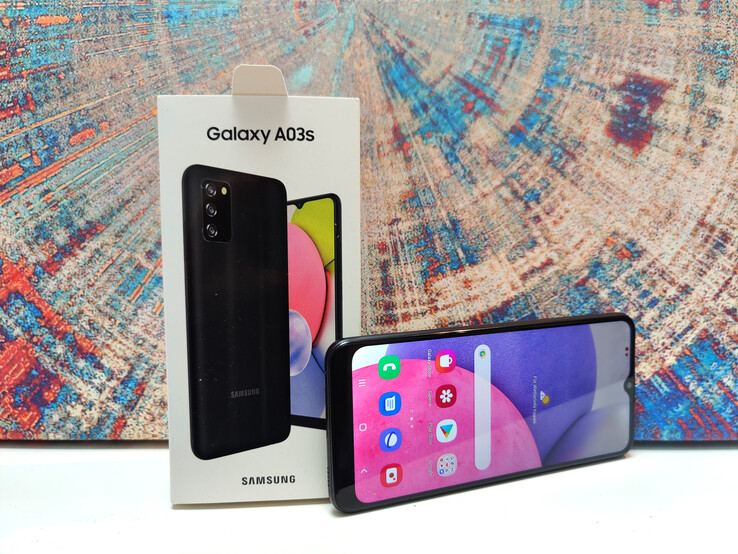 Лучшие бюджетные Android-смартфоны 2024 года серии Samsung Galaxy картинка Samsung Galaxy A03s