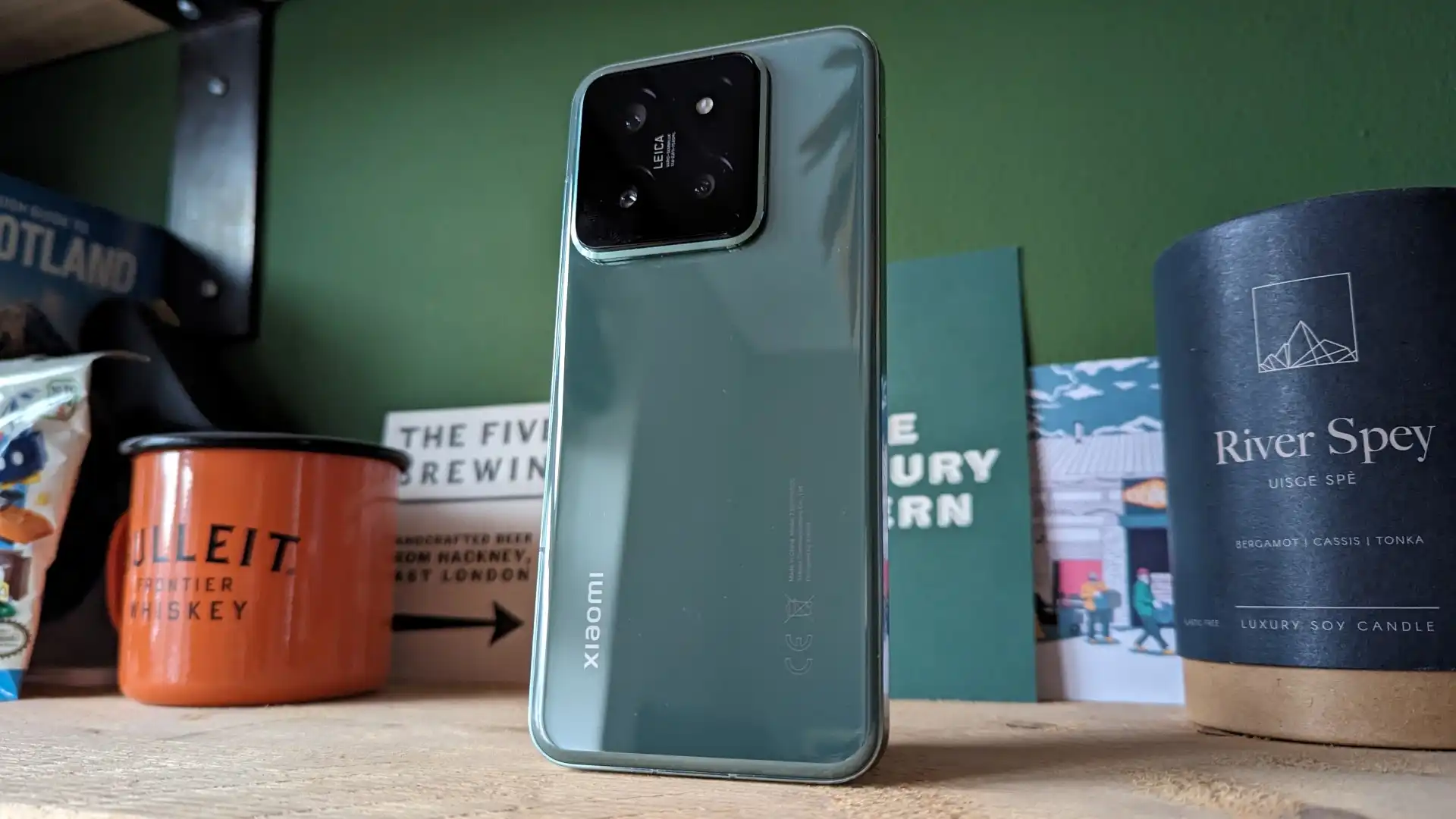 Лучшие телефоны на базе Android 2024 года картинка Xiaomi 14