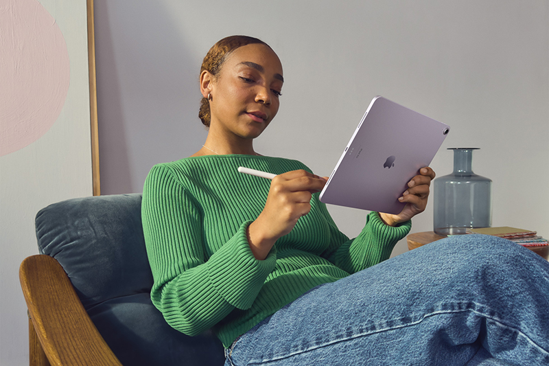 Apple представила iPad Air 2024 с диагональю 10,9 и 12,9 дюйма