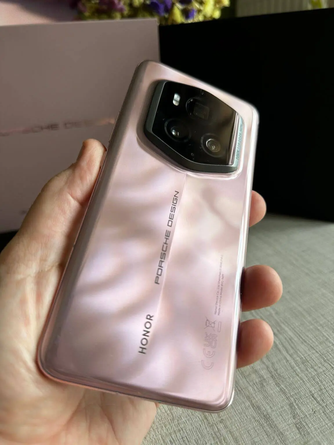 Honor Magic 6 RSR Porsche Design