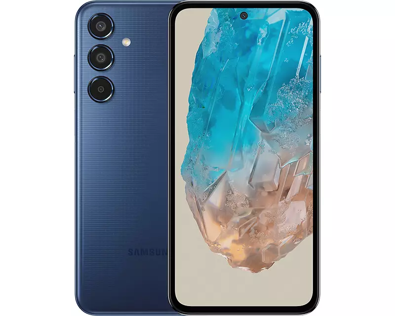 Лучшие премьеры недели: от очень мощного планшета iQOO до пары кнопочных телефонов Philips фото