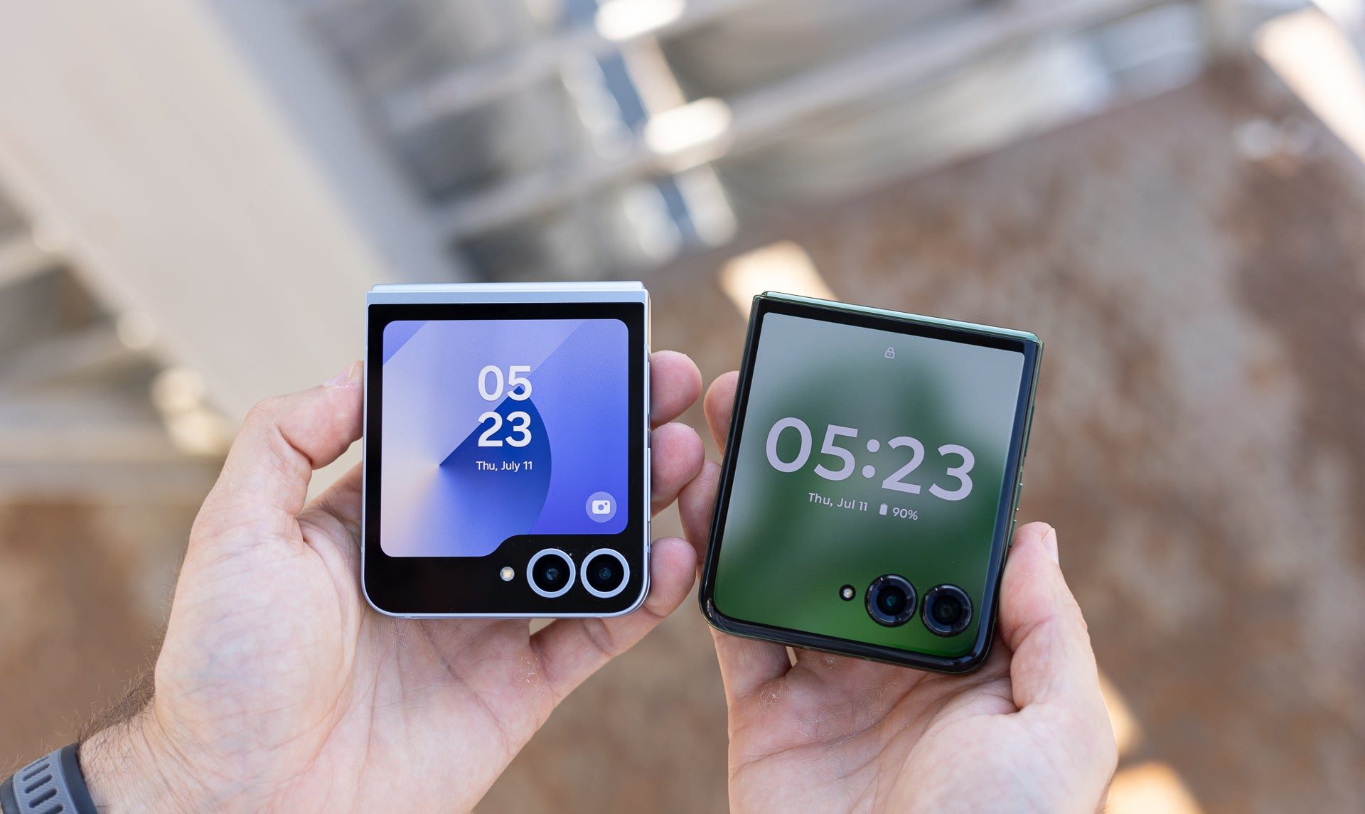 Galaxy Z Flip 6 vs Motorola Razr Plus