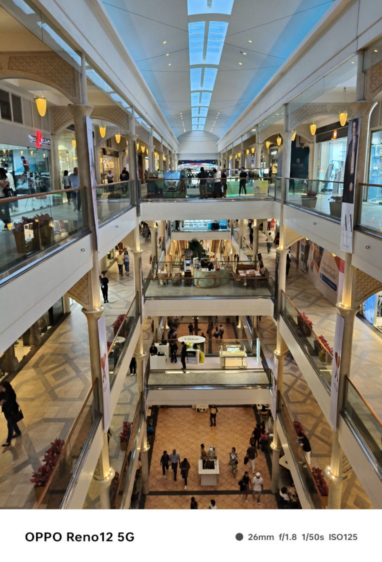 Обзор OPPO Reno12 5G фото