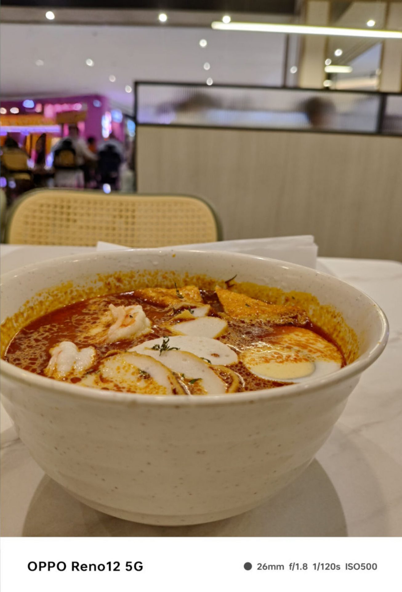 Обзор OPPO Reno12 5G фото