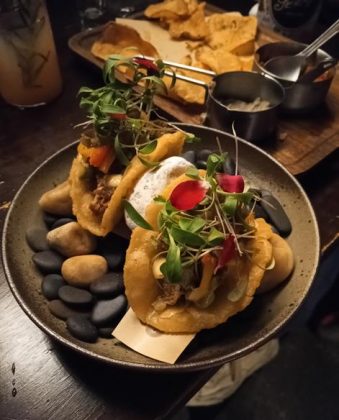 Обзор realme C65 фото