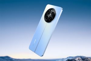 В России уже можно купить телефон Realme 12 4G с AMOLED-экраном и защитой от влаги