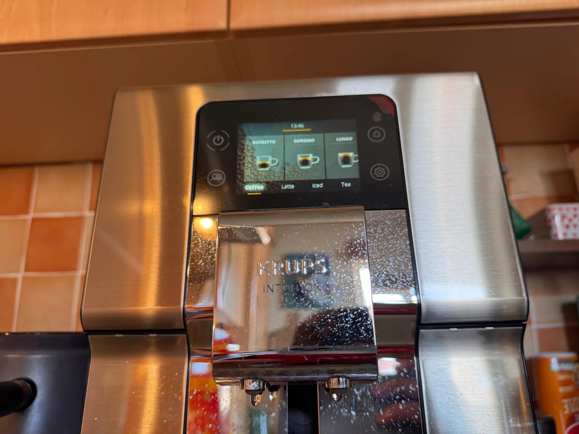 Кофемашина Krups Intuition Experience+ картинка Krups Intuition Experience+