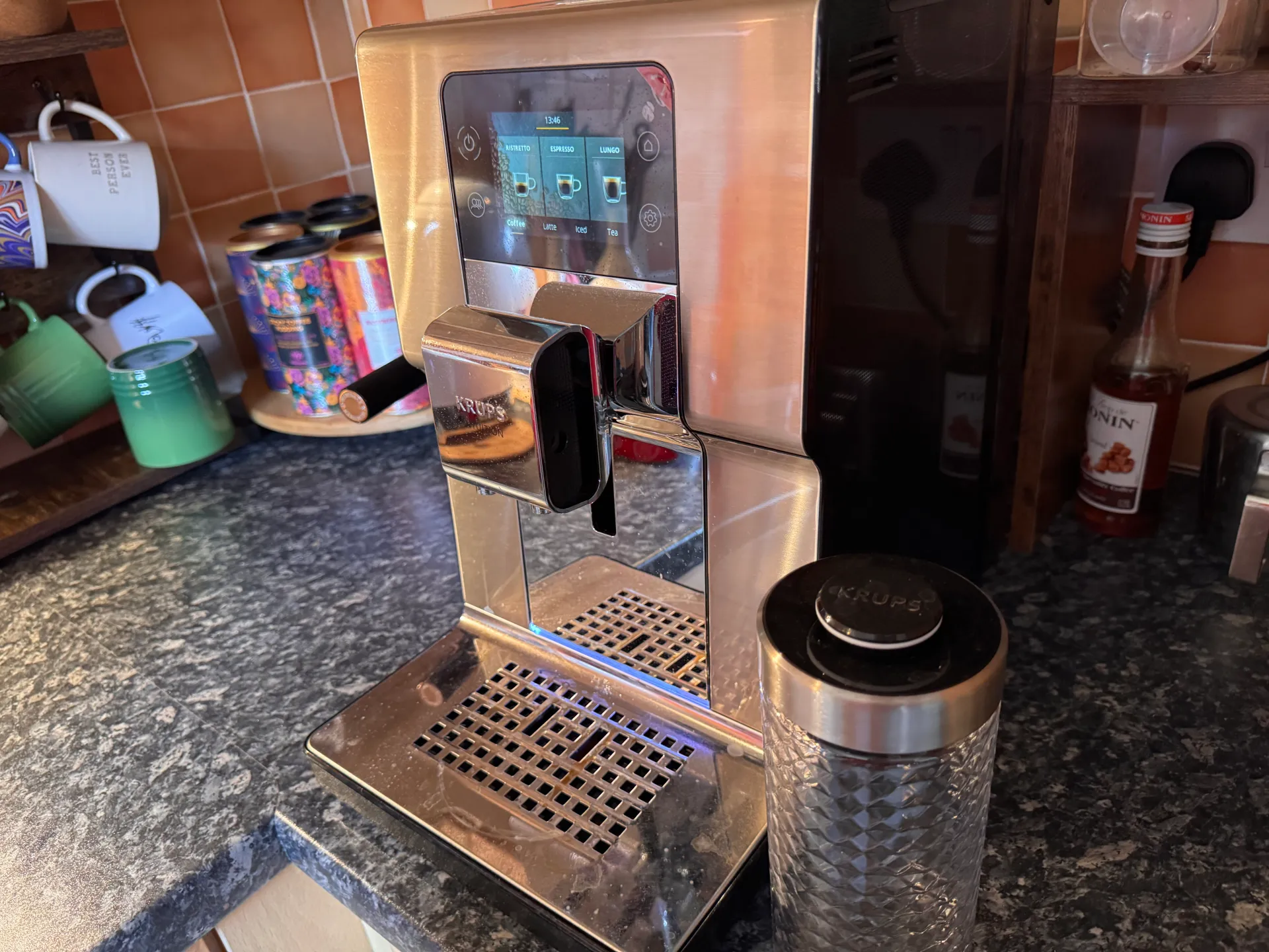 Кофемашина Krups Intuition Experience+ картинка Krups Intuition Experience+