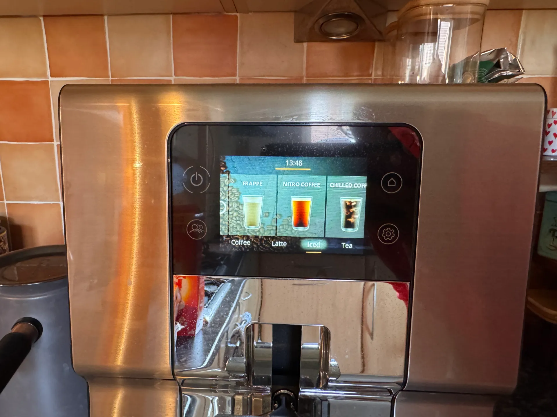 Кофемашина Krups Intuition Experience+ картинка Krups Intuition Experience+