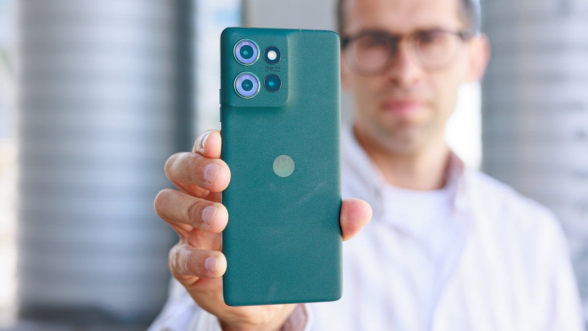 Обзор смартфона Motorola Edge 50