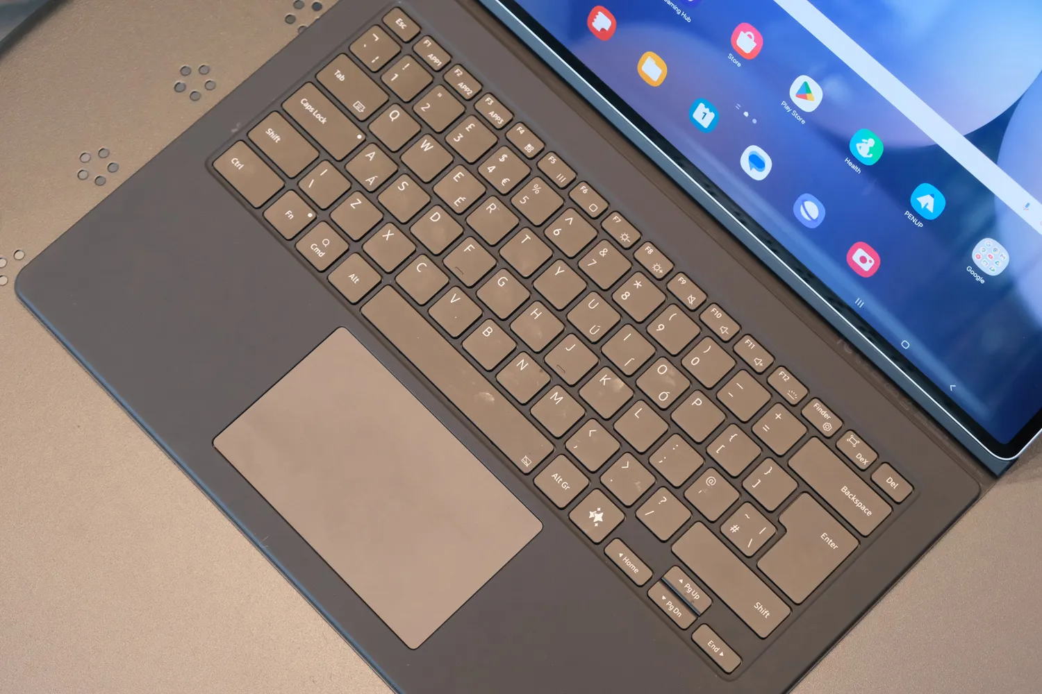 Практический обзор планшета Samsung Galaxy Tab S10 Ultra картинка Samsung Galaxy Tab S10 Ultra