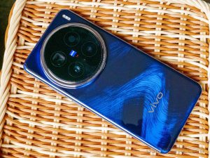 Предварительный обзор vivo X200 Pro