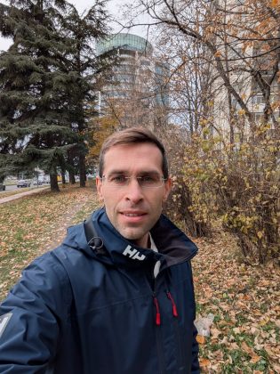 Google Pixel 8a - селфи