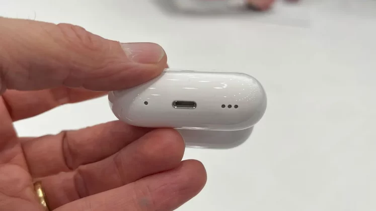 Apple AirPods Pro 2