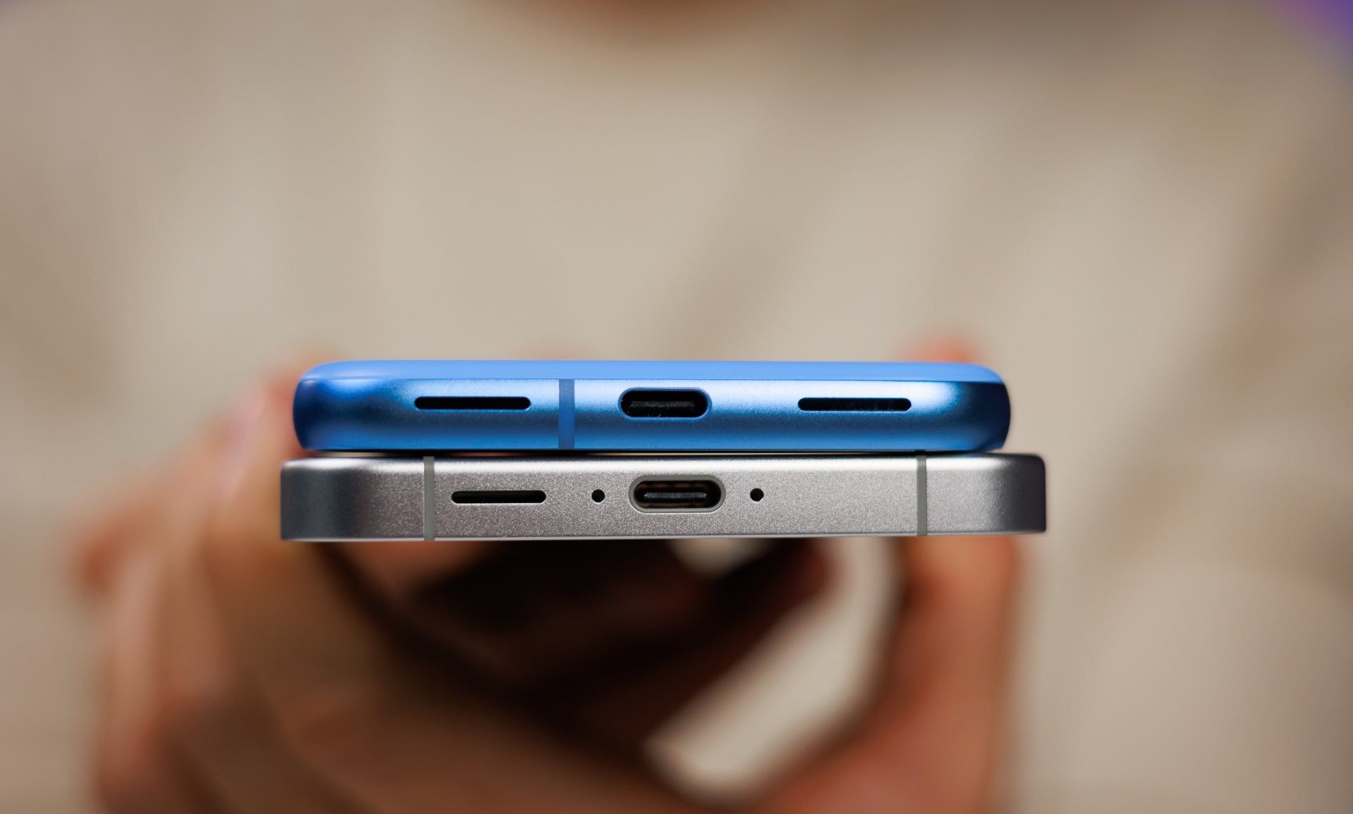 Google Pixel 8a или Samsung Galaxy S24 FE: в чём разница?