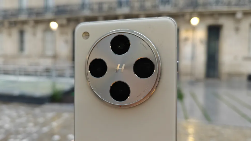 290788Двойные телеобъективы Oppo Find X8 Pro доказывают, что квадрокамеры стоят своих денег