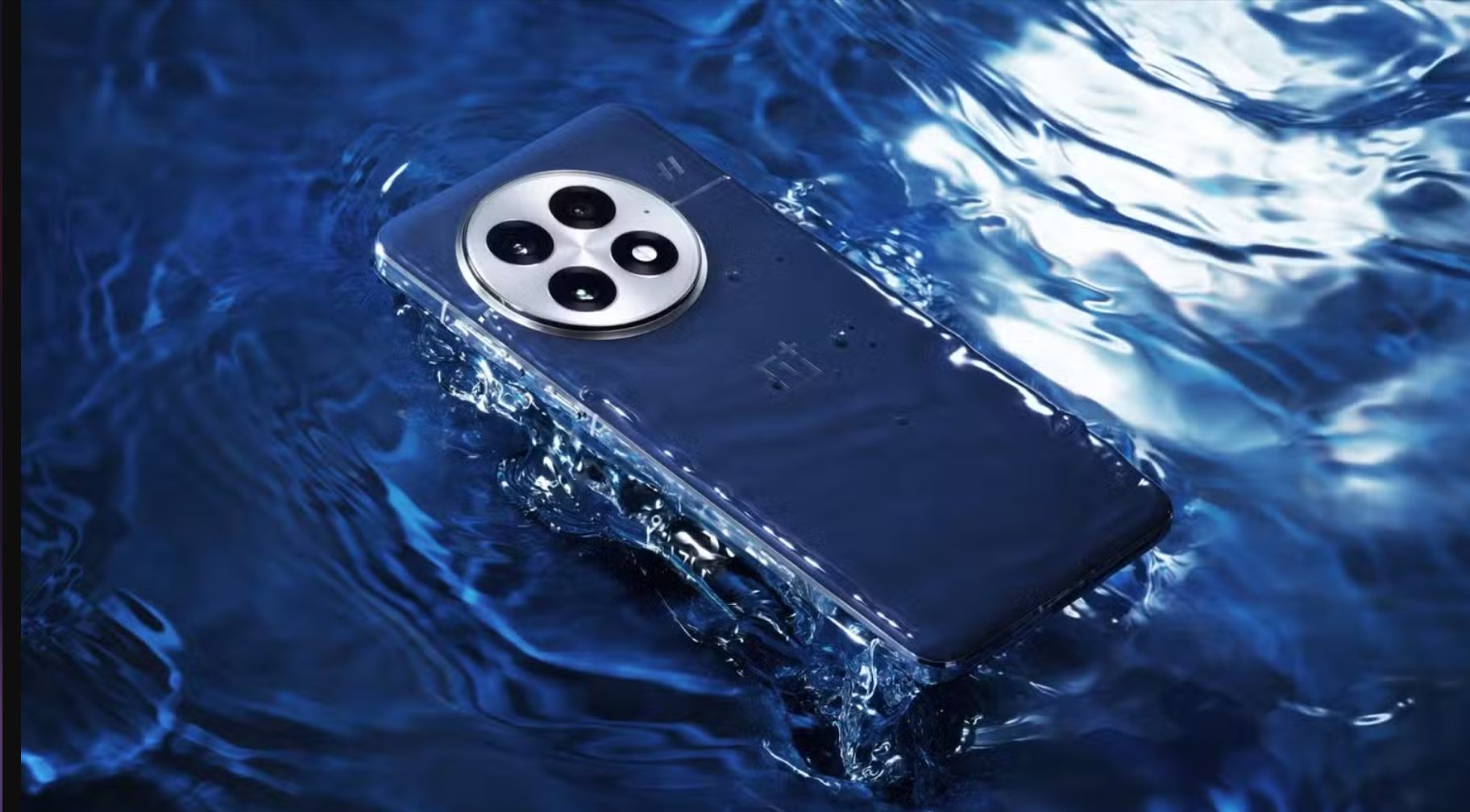 OnePlus 13 выходит на мировой рынок, и ждать осталось недолго картинка OnePlus 13 будет выпущен в трёх цветах с защитой IP68+IP69