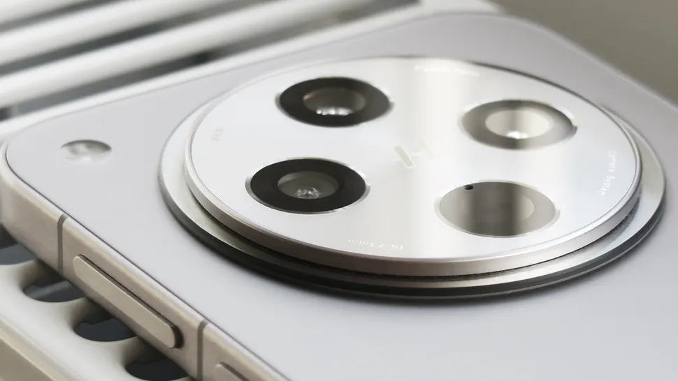 Обзор смартфона Oppo Find X8 фото