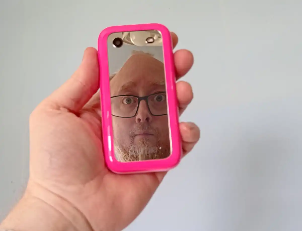 HMD Barbie Phone
