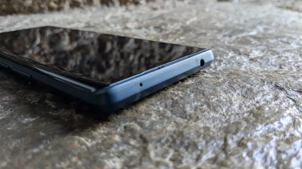 Обзор HTC U24 Pro: не слишком славное возвращение картинка Обзор HTC U24 Pro: не слишком славное возвращение фото