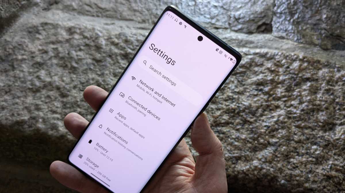 Обзор HTC U24 Pro: не слишком славное возвращение картинка Обзор HTC U24 Pro: не слишком славное возвращение фото