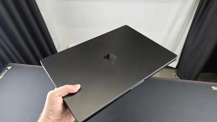 MacBook Pro 16 дюймов (M4 Pro)-2