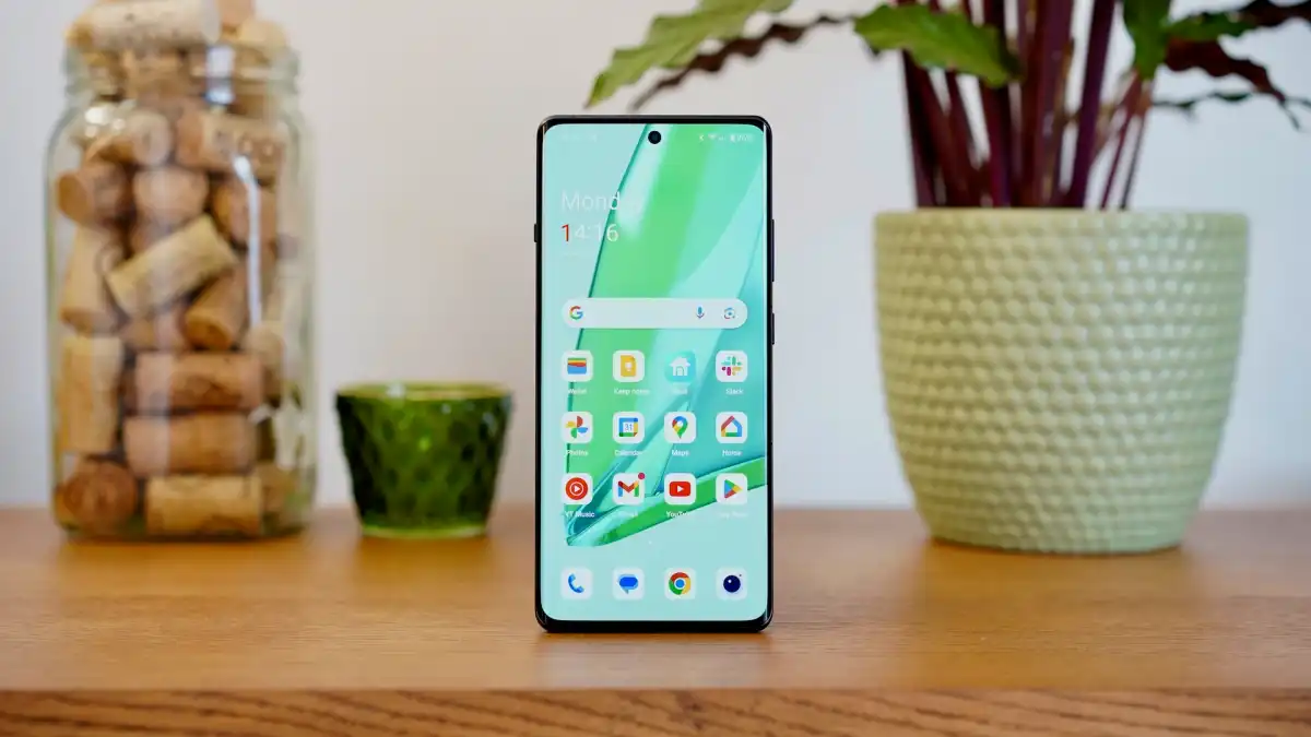 Первый взгляд на OnePlus 13R фото