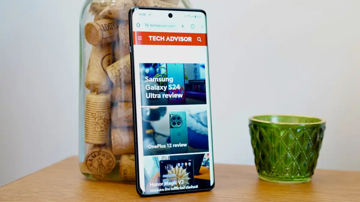 Первый взгляд на OnePlus 13R фото