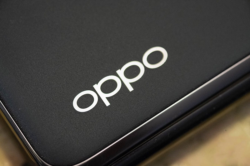 292102Oppo выпустит компактный игровой планшет на платформе MediaTek Dimensity 9400