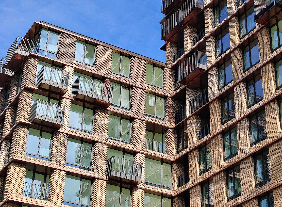 Обзор смартфона Realme 14 Pro+ фото