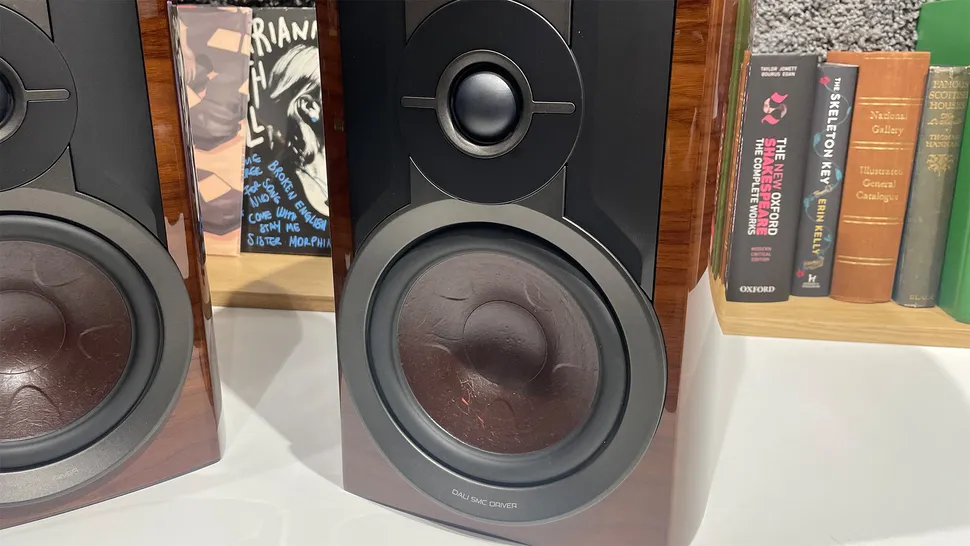 Обзор Dali Epikore 3: флагманский напольный динамик с доступной ценой фото