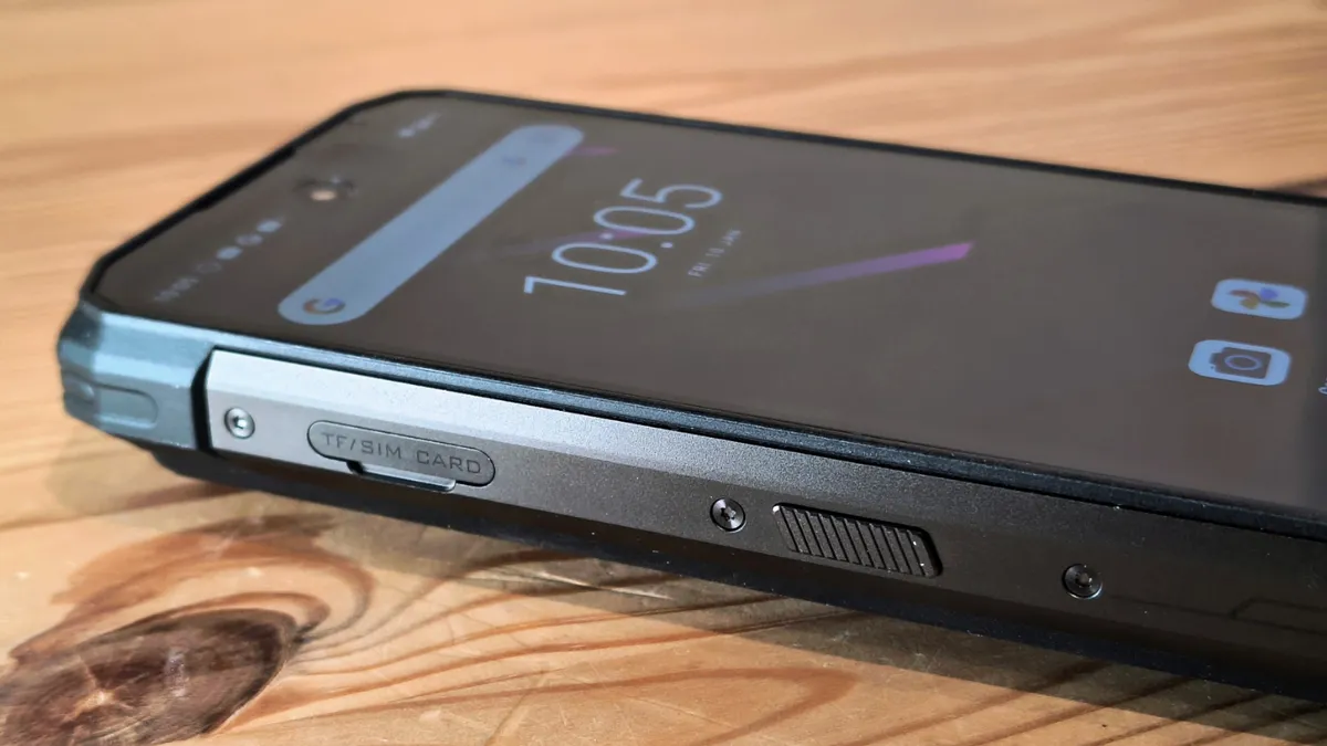 Обзор защищенного телефона Doogee Fire 6 Power картинка Doogee Fire 6 Power