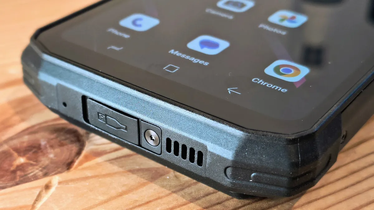 Обзор защищенного телефона Doogee Fire 6 Power картинка Doogee Fire 6 Power