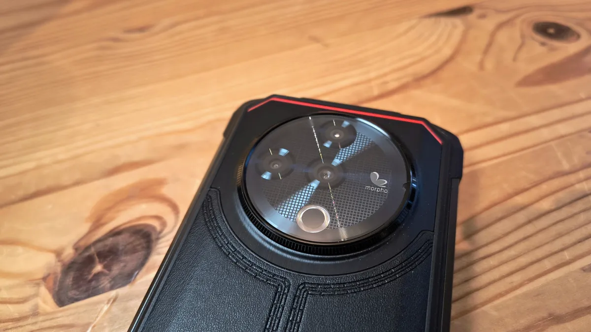 Обзор защищенного телефона Doogee Fire 6 Power картинка Doogee Fire 6 Power