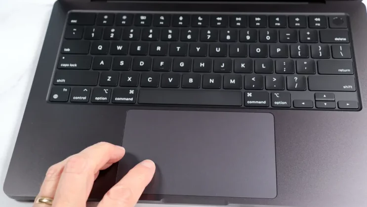 Apple MacBook Pro 14-дюймовый (M4)-2