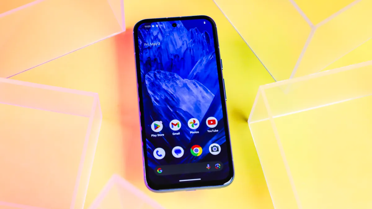 iPhone 17, Galaxy S25, Xiaomi 15 Ultra и другие новые телефоны 2025 года фото