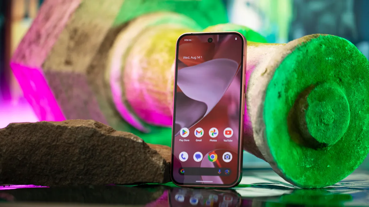 iPhone 17, Galaxy S25, Xiaomi 15 Ultra и другие новые телефоны 2025 года фото