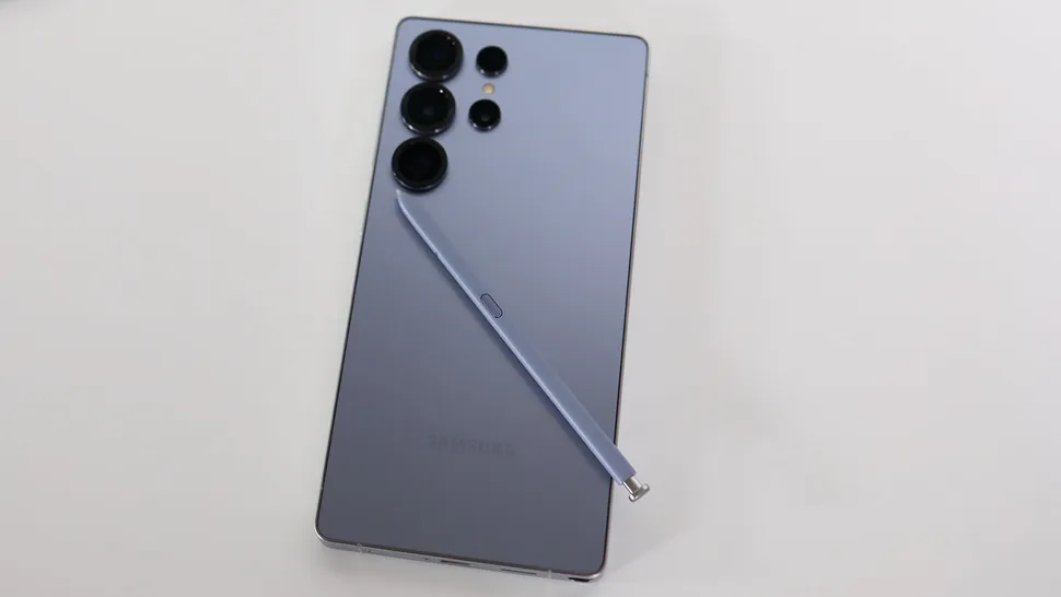 Обзор Samsung Galaxy S25 Ultra — впечатляющая мощность и всеобъемлющий ИИ фото