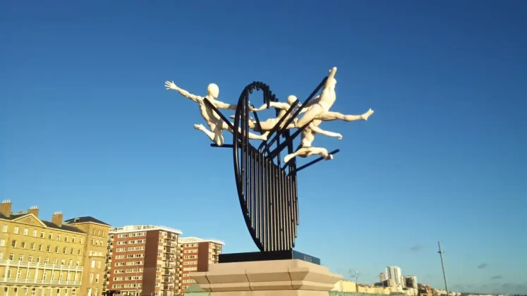 Обзор Amazon Fire HD 8 (2024): бюджетный планшет на все времена фото