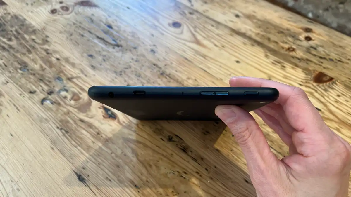 Amazon Fire HD 8 (2024)-3